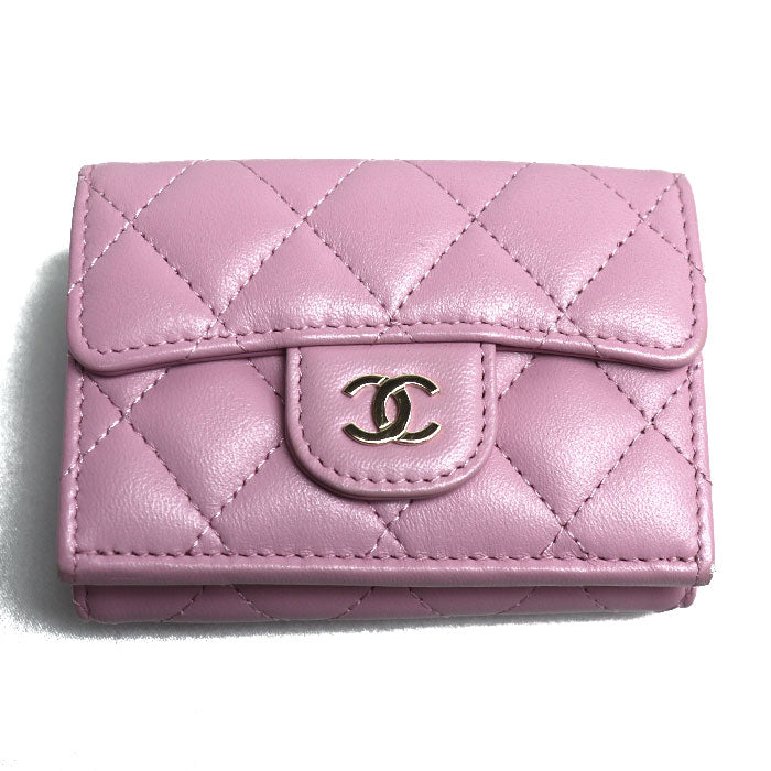 CHANEL シャネル マトラッセ クラシック スモール フラップ ウォレット 三つ折り財布 ピンク AP0230 レディース – 古恵良質店