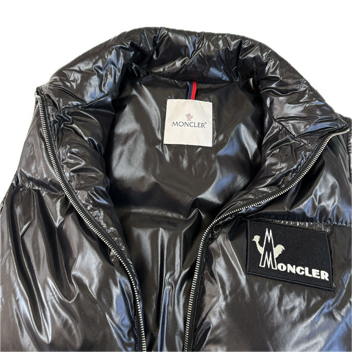 MONCLER モンクレール BANKER ダウンベスト ブラック E20914337205 SIZE 2 メンズ【中古】【美品】