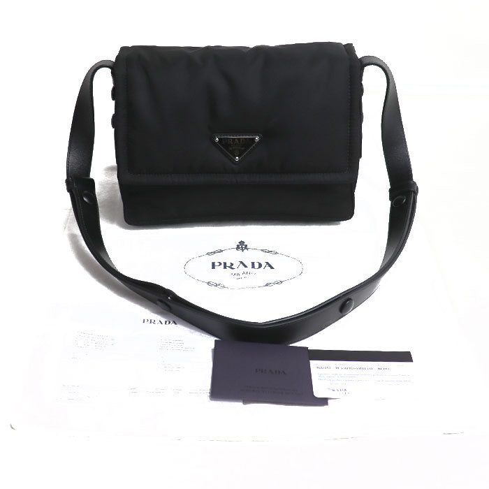 PRADA プラダ スモール パデッド Re-Nylon ショルダーバッグ ブラック 1BD313 RDLN F0002 レディース【中古】【美品】